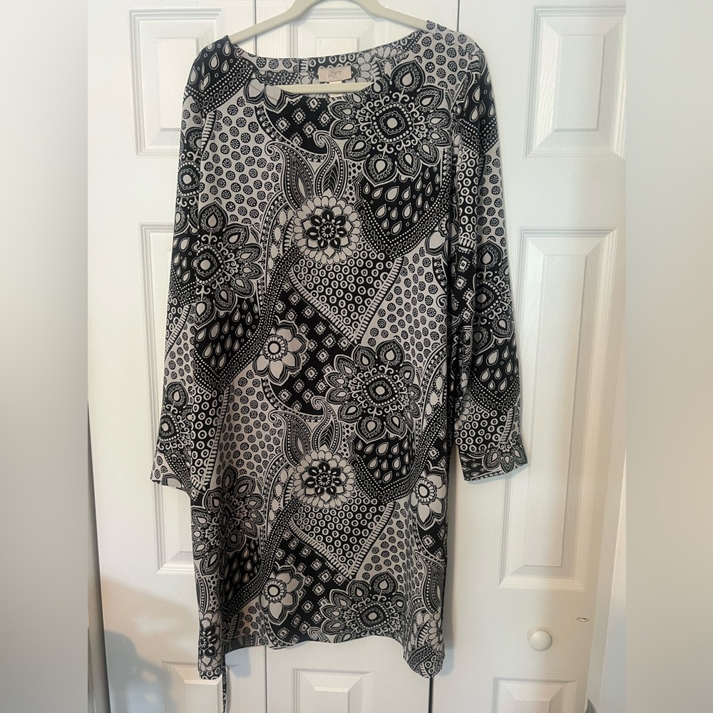 LOFT Black and White Sheath Dress with Dolman Sleeves, tie waist, Size XL